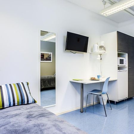 Forenom Hostel Vantaa Aviapolis Exterior photo